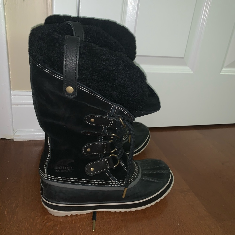 NWOT SOREL Joan of Arctic Boot with Shearling